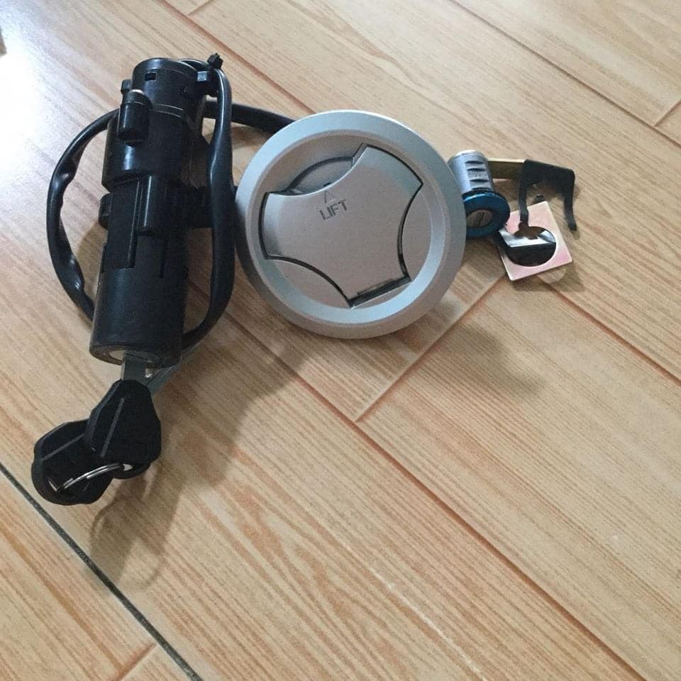 Bộ ổ khóa  xe Visitor Phoenix 175