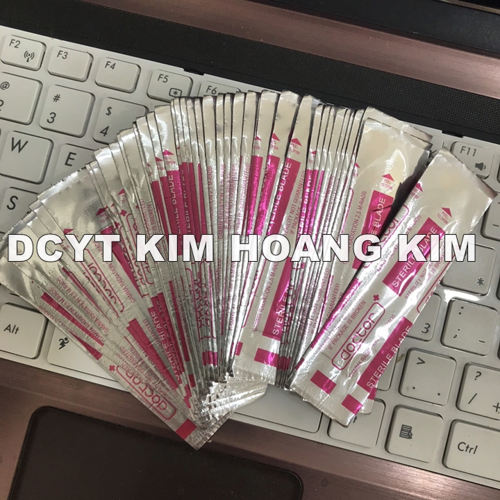 Lưỡi dao mổ y tế số 11 (hộp 100 lưỡi dao mổ Doctor Ấn Độ)