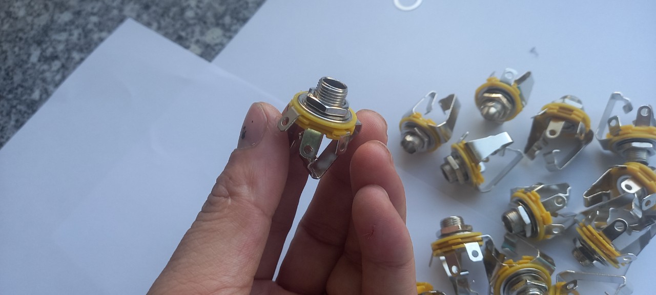 Jack 6 ly 6.5/6.35mm cái Stereo gắn vỏ thùng