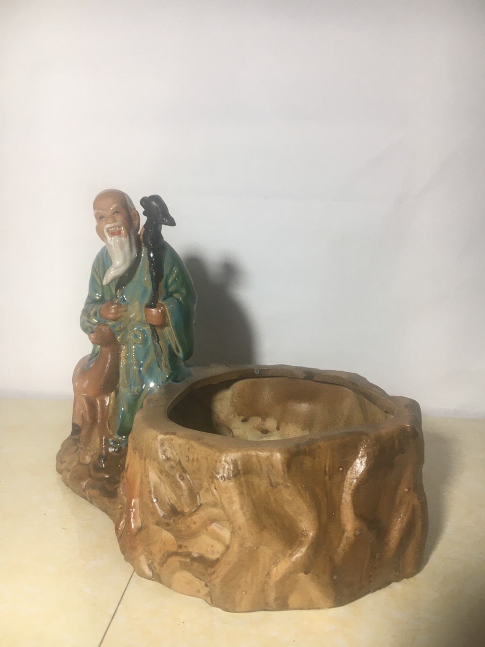 Chậu tượng Lão Mai