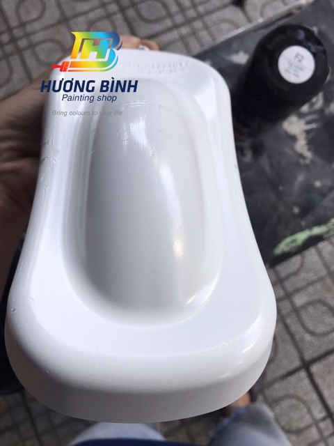 Sơn xịt Samurai màu Trắng Mờ - F2 (400ml)