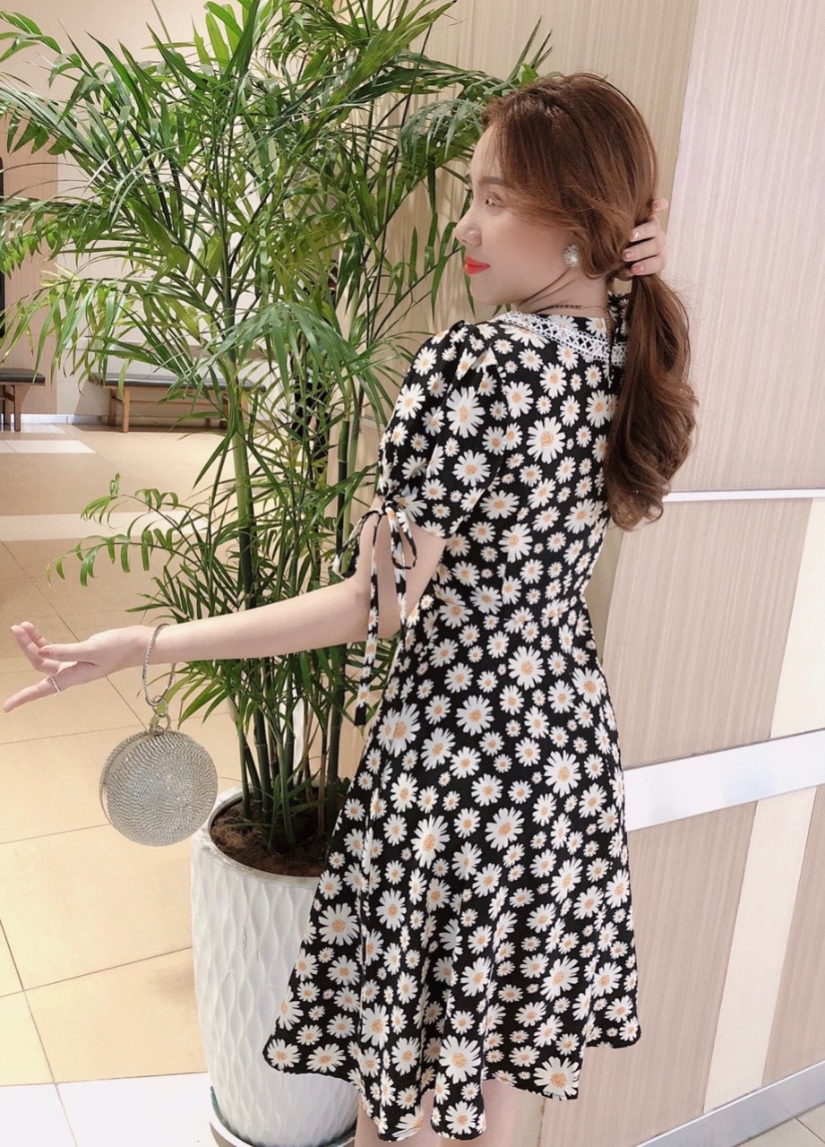 Đầm Họa Tiết Cổ Phối Ren Nữ Tính DH046