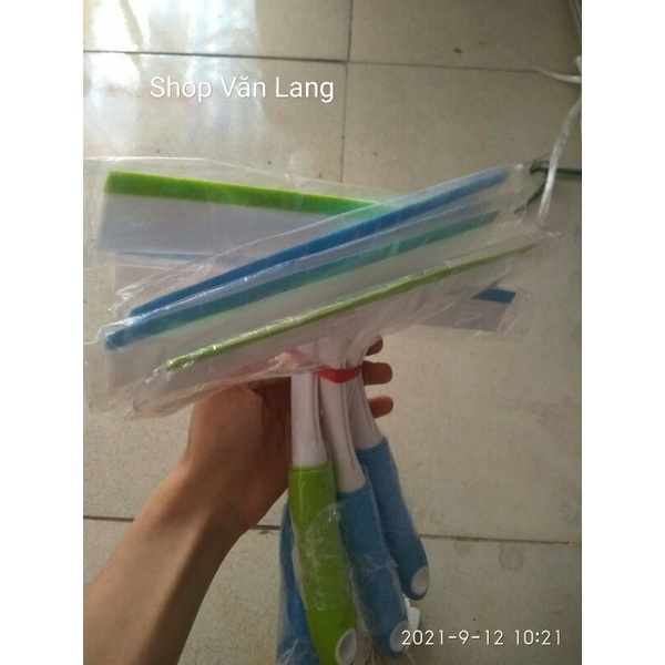 Cây gạt kính, gạt nước mini cầm tay