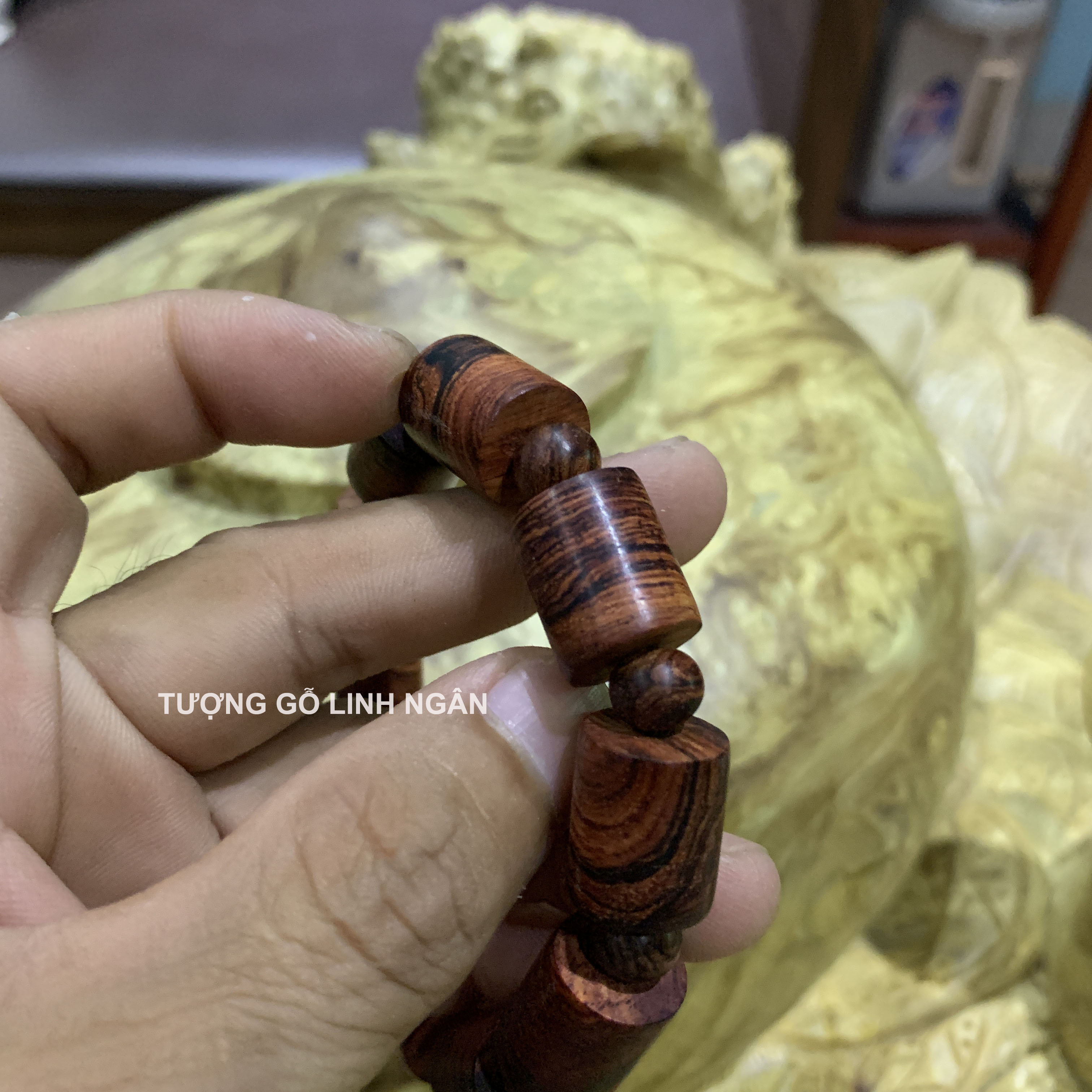Vòng gỗ sưa 14 ly (sưa Lào, đốt trúc)
