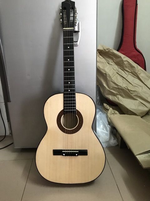 đàn guitar classic gỗ thông Q055 tặng bao đựng