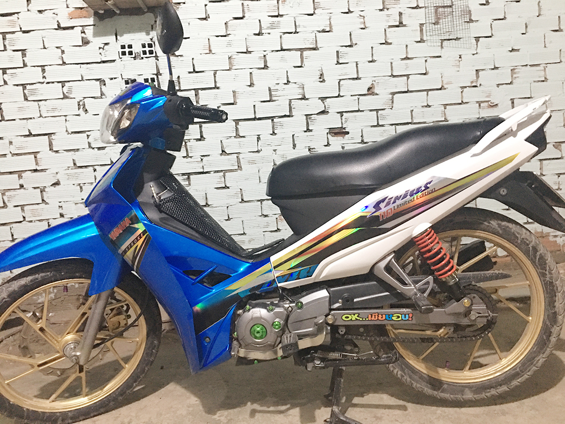 Tem sirius 110 xanh bạc đen crom