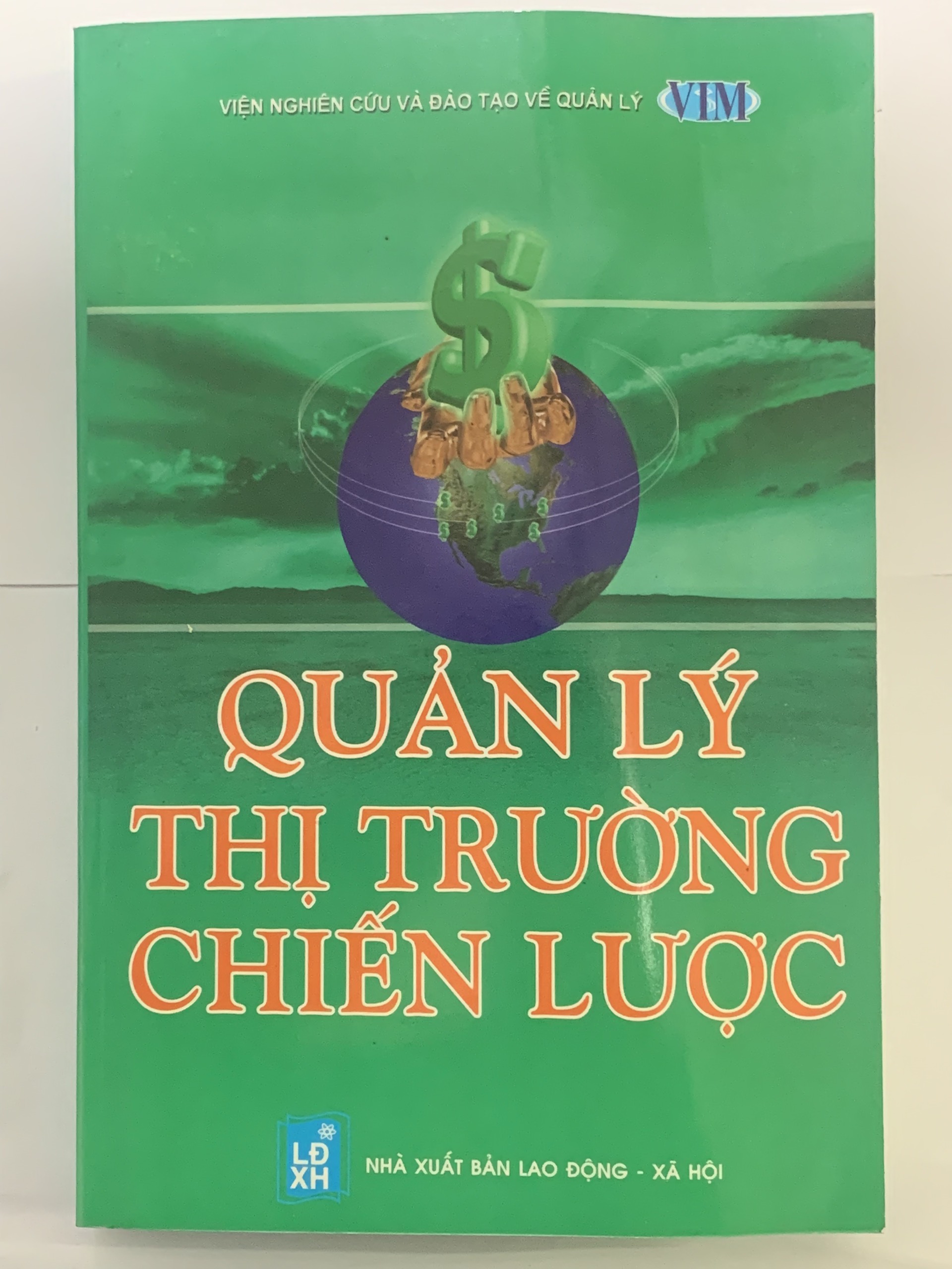 Quản Lý Thị Trường Chiến Lược