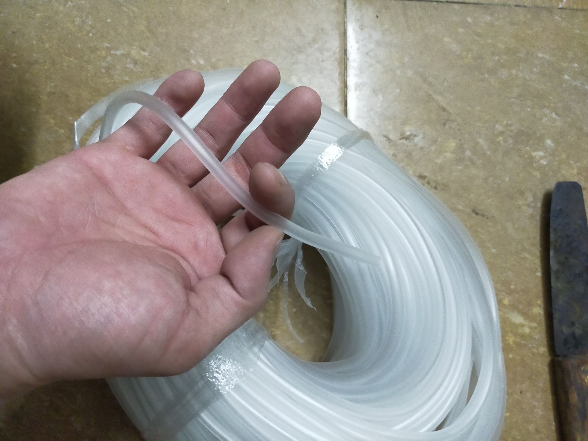Dây sủi oxi chống gấp 2000đ/mét