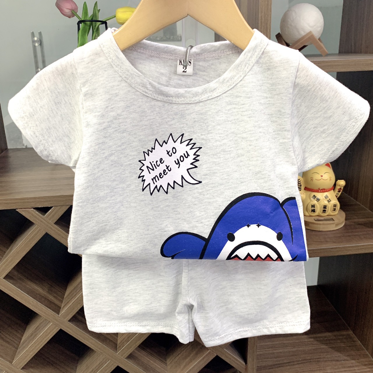 Bộ quần áo hình con cá mập cho bé trai từ 8 - 18kg