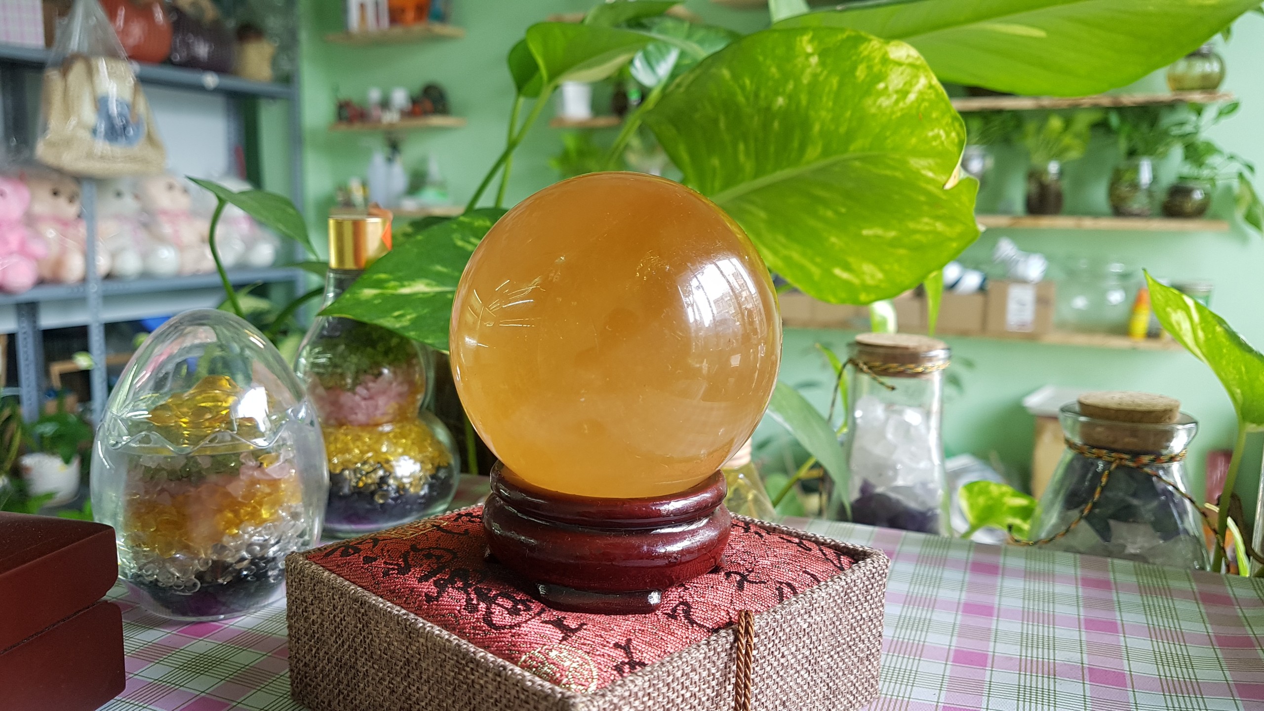 [HCM]Quả cầu phong thủy thạch anh vàng