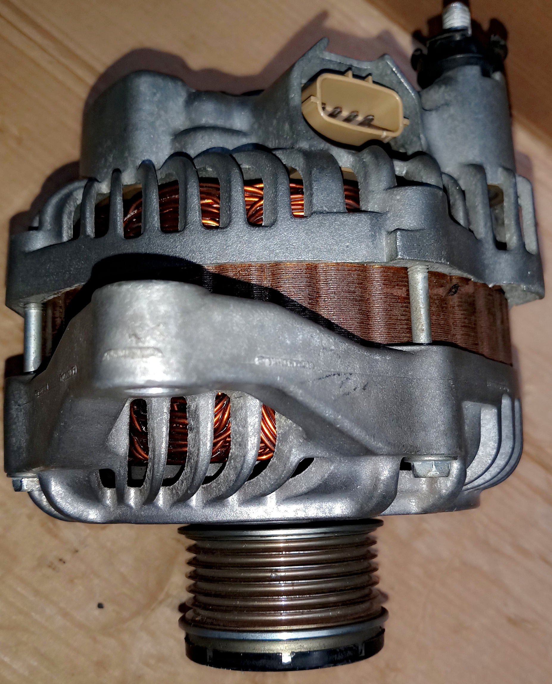 [HCM]MÁY PHÁT Mitsubishi   UOTLANDER 2007-2012