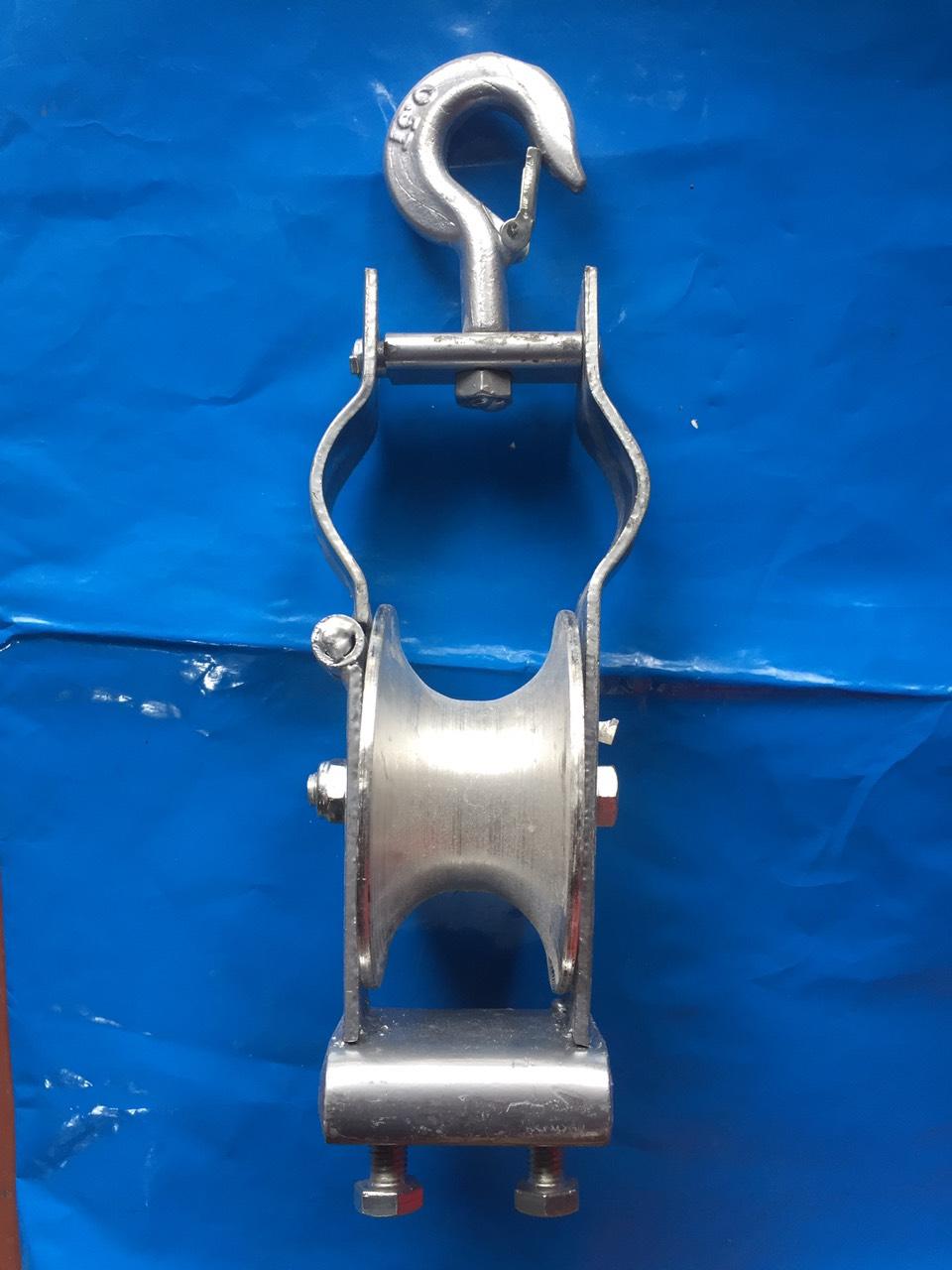 Ròng rọc nhôm đường kính 150 x60 chịu lực 1 tấn.Ròng rọc nhôm dành cho xây lắp điện Ròng ọc  chịu lực 1000kg