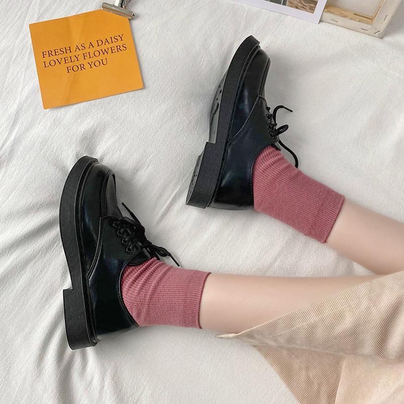 Giày da bóng ulzzang mũi tròn đế thấp bóng nhám