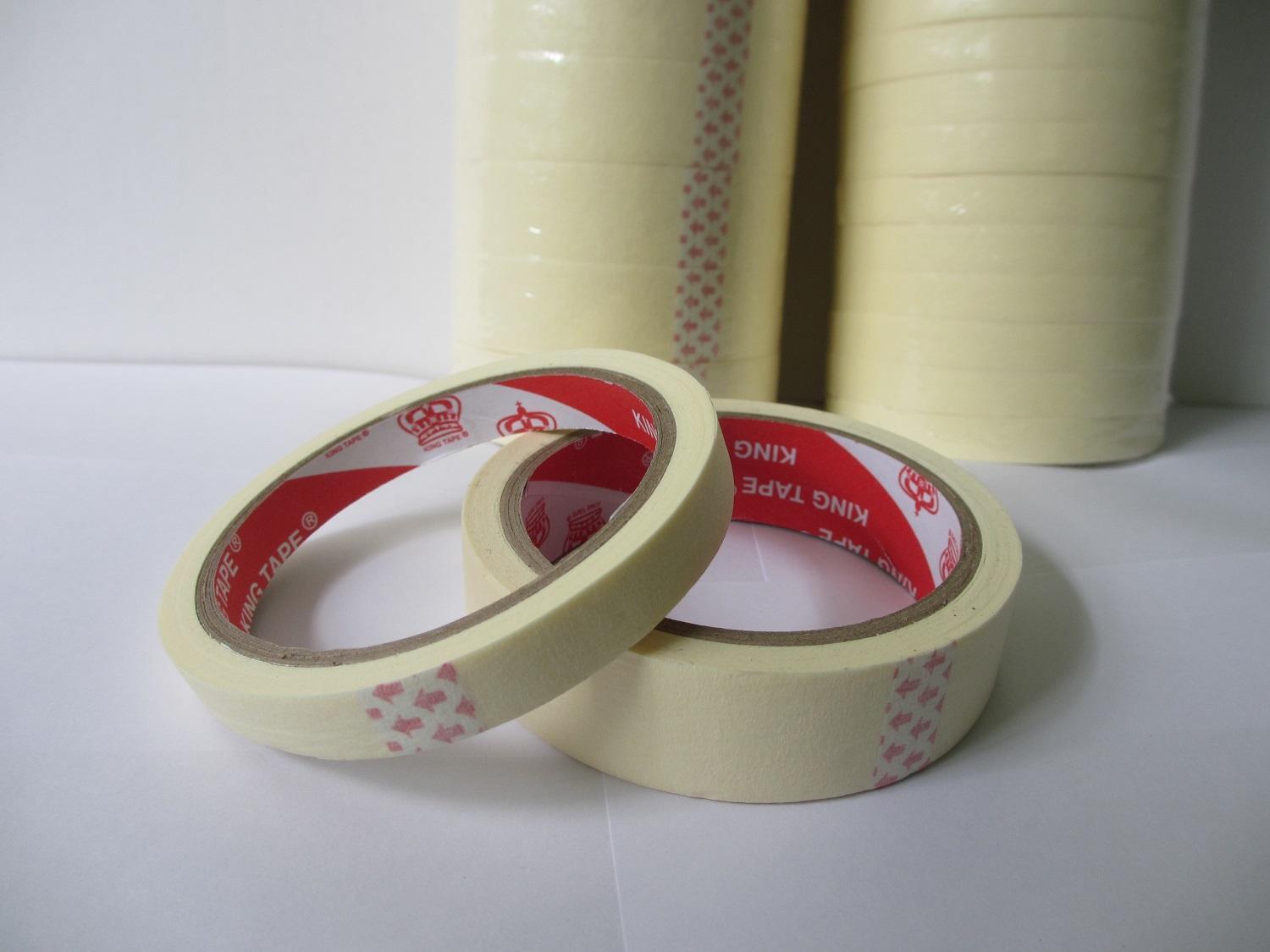 [HCM]6 Cuộn Băng keo giấy 12F làm bằng chất liệukep có độ bám dính cao có khả năng chịu được môi trường nhiệt độ lên đến 80°C