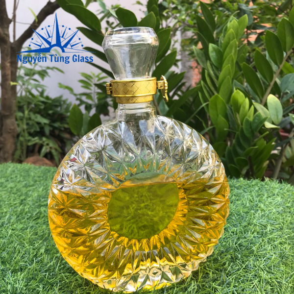 Chai đựng rưou thủy tinh XO 500ml CÓ TEM