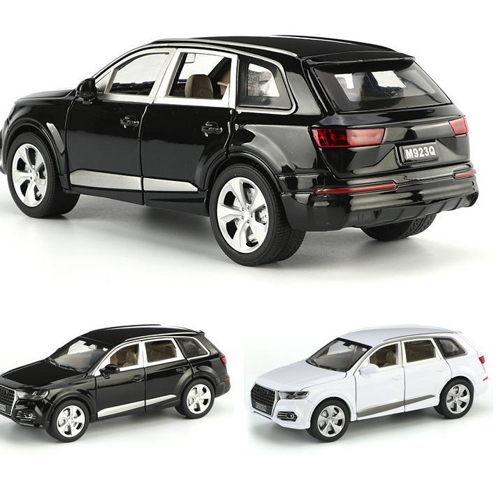 Xe mô hình ô tô audi Q7 SUV tỉ lệ 1:24 XLG bằng kim loại xe có đèn và âm thanh mở các cửa