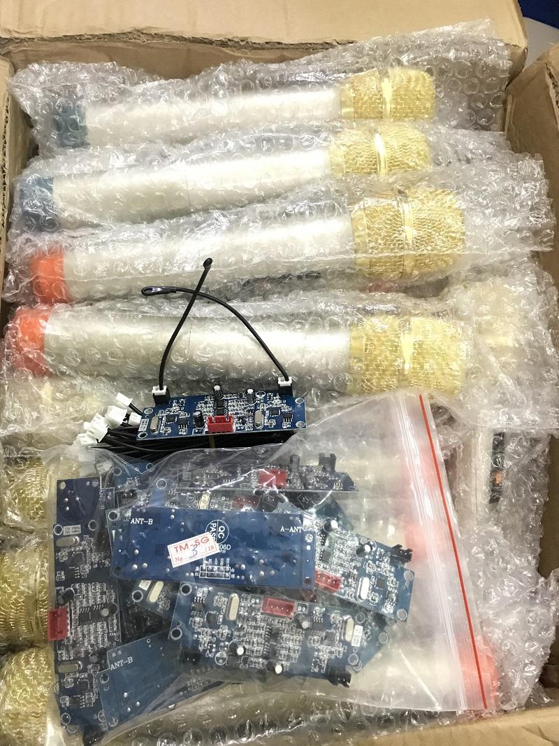 Bộ 2 Micro Không Dây Cao Cấp Cho Loa Kéo Tần số UHF