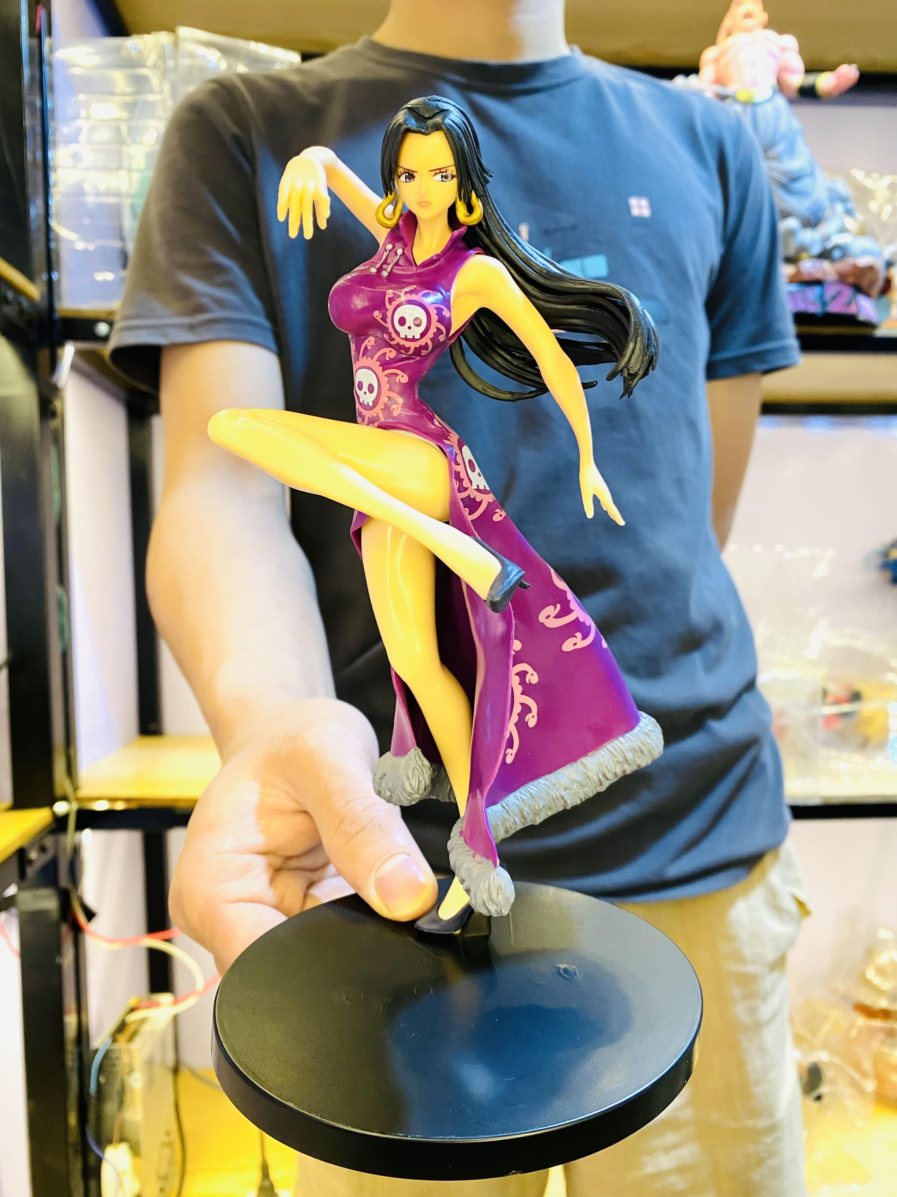 (21Cm) Mô Hình Onepiece - Boa Váy Tím Tung Cước