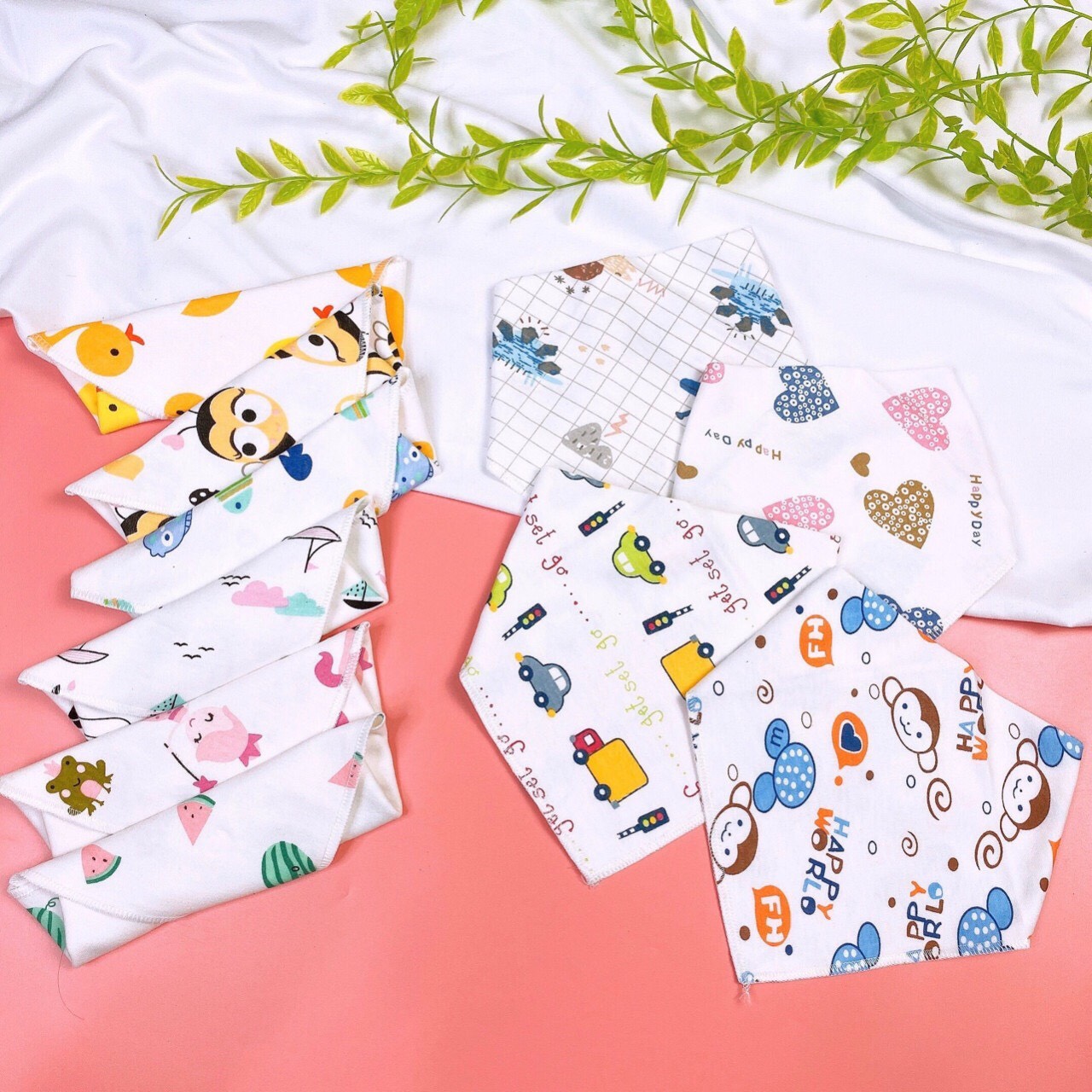 COMBO 5 KHĂN YẾM TAM GIÁC 2 LỚP COTTON NÚT BẤM