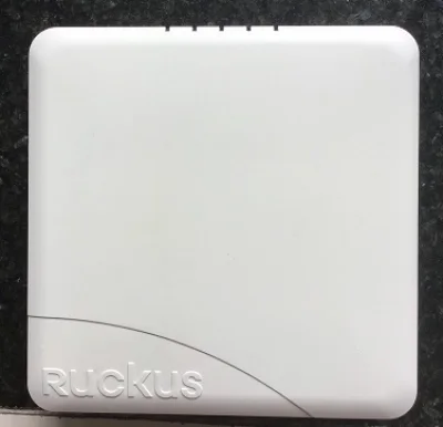 Bộ phát wifi Ruckus ZoneFlex R600 Unleashed, mesh roaming