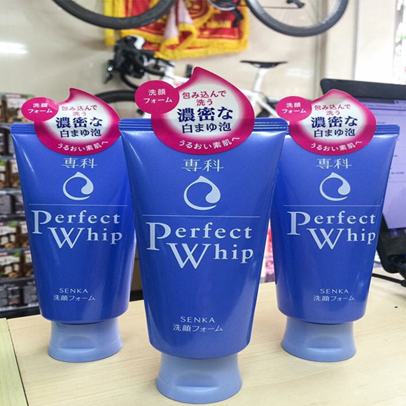 Sữa Rửa Mặt Tạo Bọt Senka Perfect Whip 120g