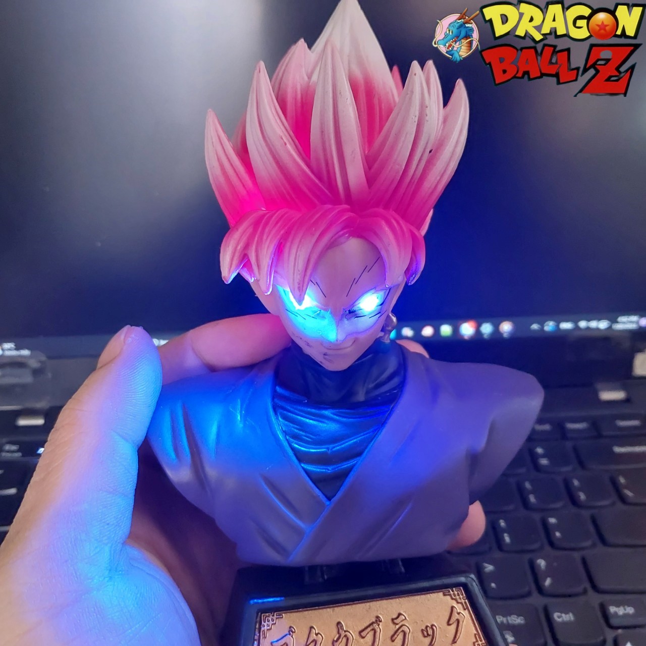 Mô hình bán thân lớn Black Goku tóc hồng hiệu ứng led nguồn USB Anime