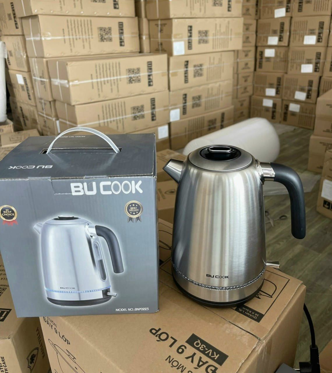 ẤM ĐUN NƯỚC SIÊU TỐC INOX 304 1.7L – BUCOOK