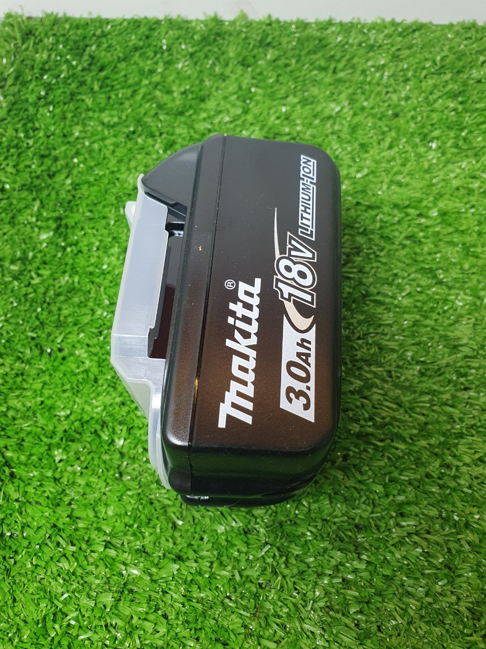 Pin makita 3.0 Makita BL1830B