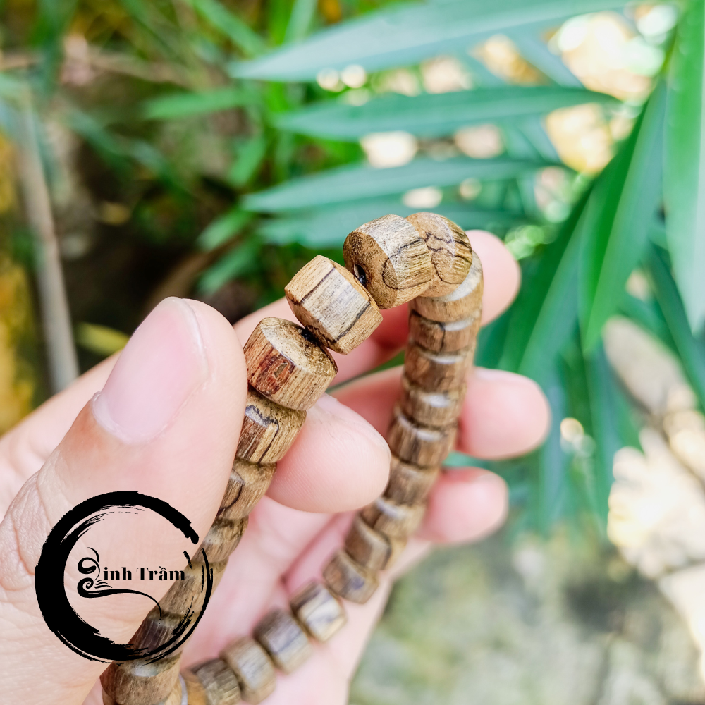 Vòng đeo tay trầm hương - (VT-BX-10mm)