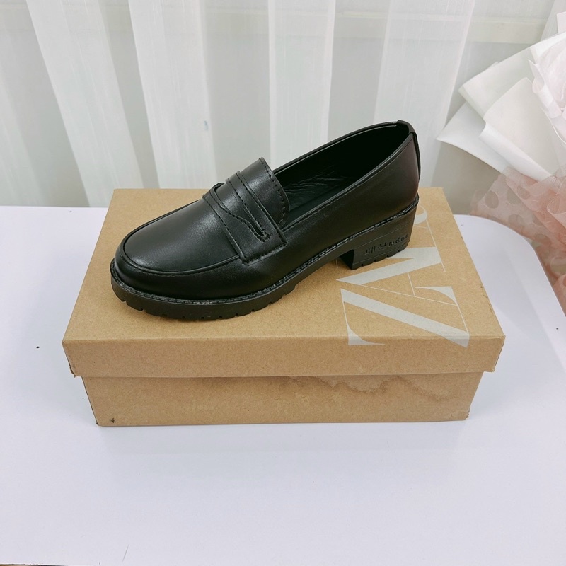 Có sẵn: Giày đốc trơn phong cách Hàn đế 3cm form chuẩn -lamlam868