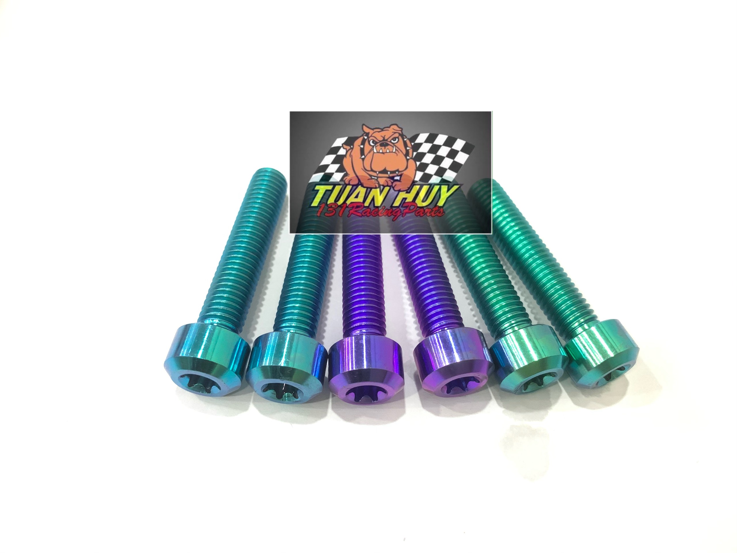 Ốc Titan Gr5 8li40 đầu trụ  xài cho pass tăng sên âm , chảng 3 , các vị trí khác cùng kích thước