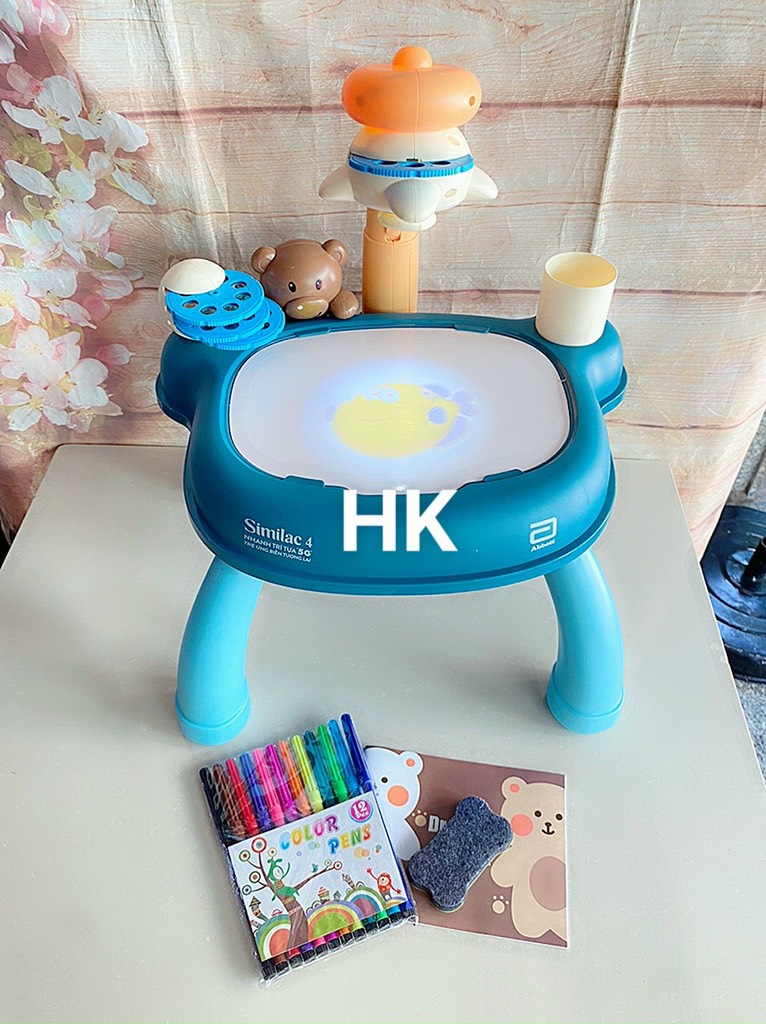 Bàn tập vẽ sáng tạo cho bé Hkm Similac