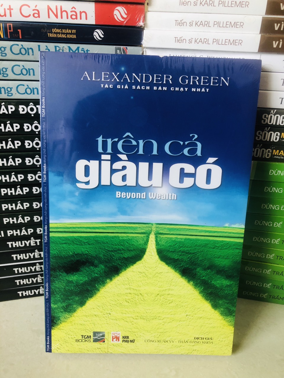 Trên Cả Giàu Có - TGM Books Sách hay nên đọc - Nghệ thuật sống, sách tạo động lực, sách truyền cảm hứng, sách phát triển bản thân