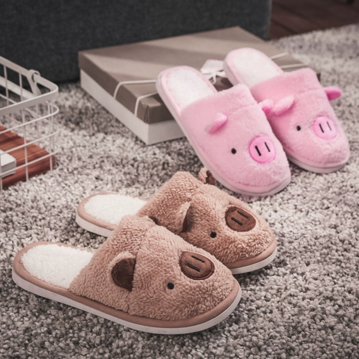 DÉP BÔNG ĐI TRONG NHÀ HÌNH HEO HỒNG GẤU THỎ XINH XẮN - DÉP ĐI TRONG NHÀ VĂN PHÒNG CHO NAM NỮ SIÊU ÊM CHỐNG ĐAU NHỨC GÓT CHÂN - CHÔNG TRƯỢT - CHỐNG HÔI CHÂN HIỆU QUẢ