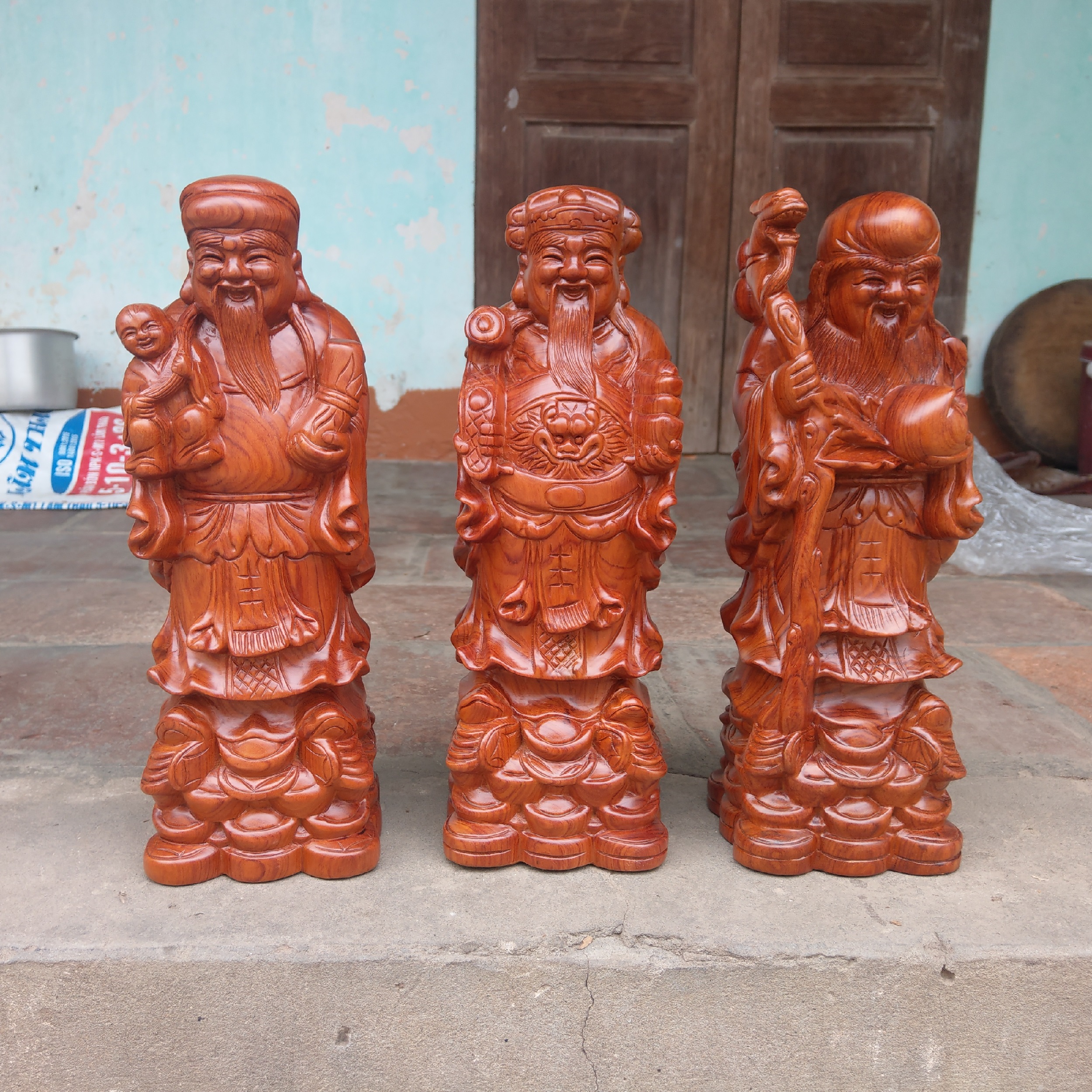 Tam Đa Gỗ Hương Đá - Đế Tiền - Cao 30cm