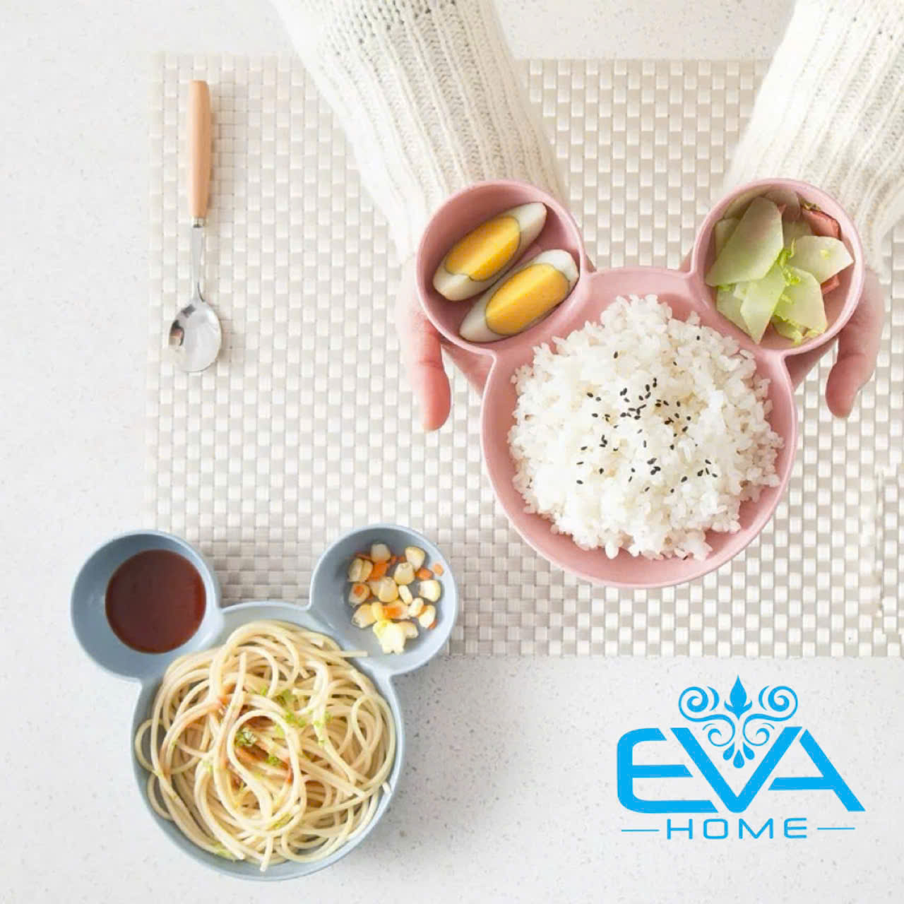 Bộ Chén Bát Ăn Dặm Hoạt Hình 3 Ngăn Kèm Đũa Muỗng Nĩa Cho Bé Chất Liệu Nhựa Lúa Mạch An Toàn Chịu Nhiệt Cao