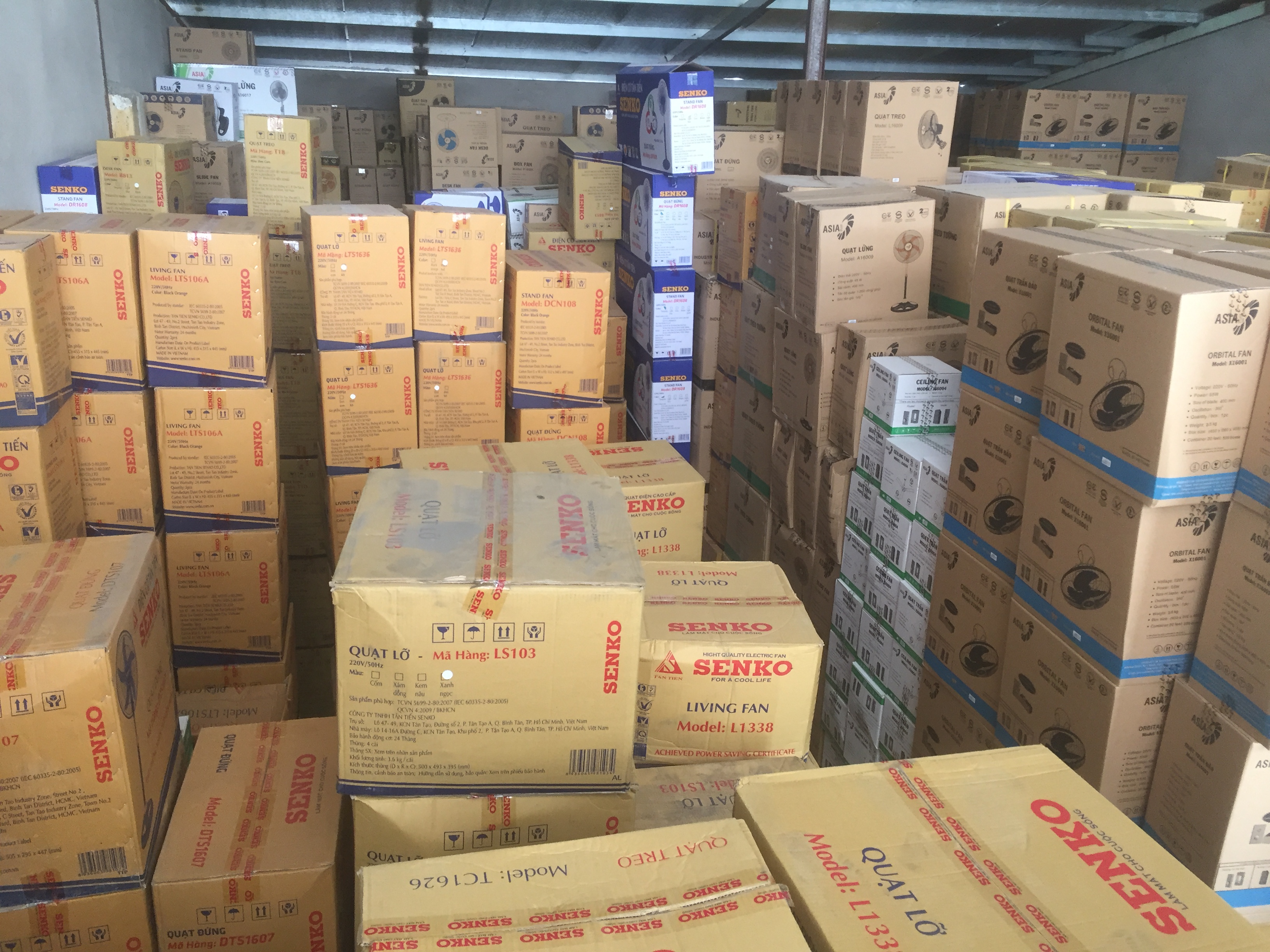 Quạt đứng Senko DH1600(có hẹn giờ)