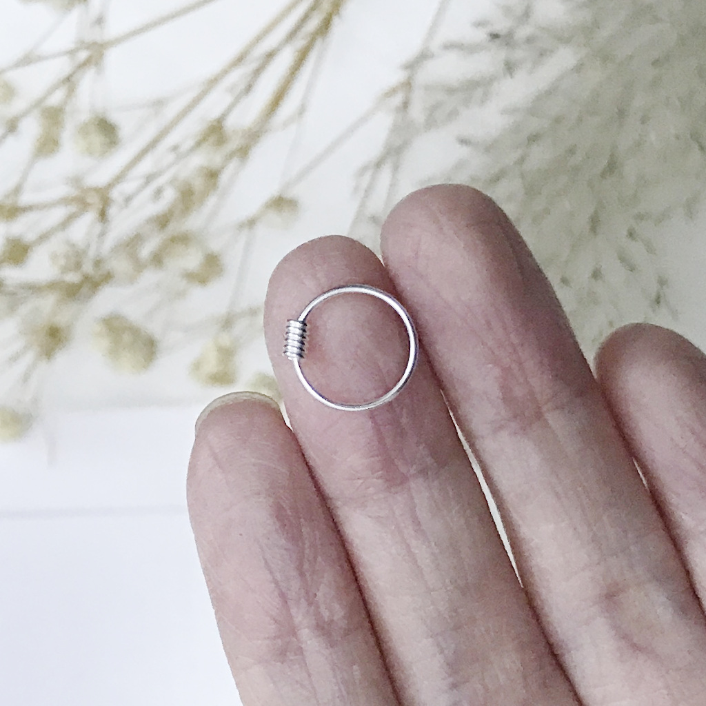 WIRE QA SILVER Earrings