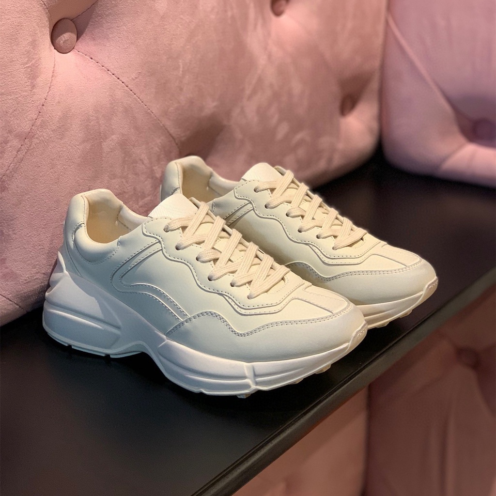 Giày Thể Thao Nữ Sneaker Có Dây Buộc Da Mịn VG523