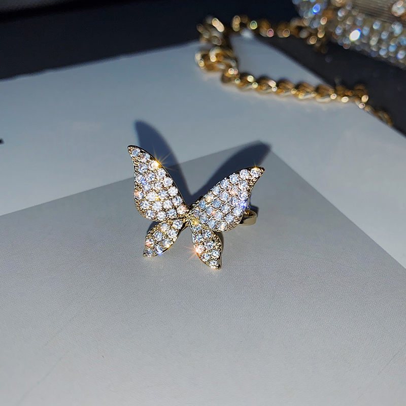 Bông tai Bell Mew bướm đính đá kẹp vành tai lạ mắt không xỏ lỗ (01 cái) BT228