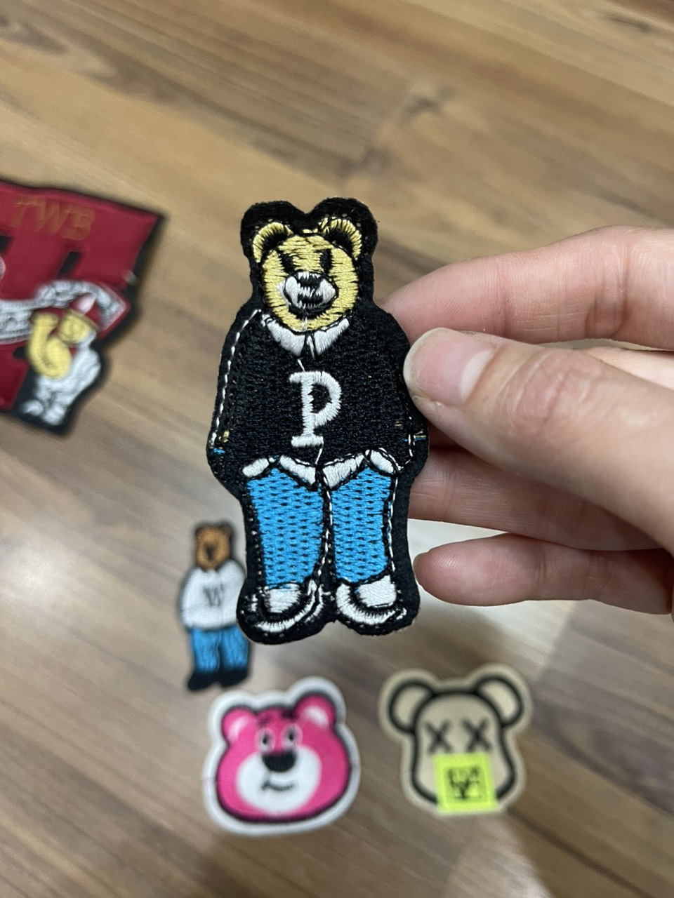 Miếng Sticker Thêu Ủi hình gấu cao cấp