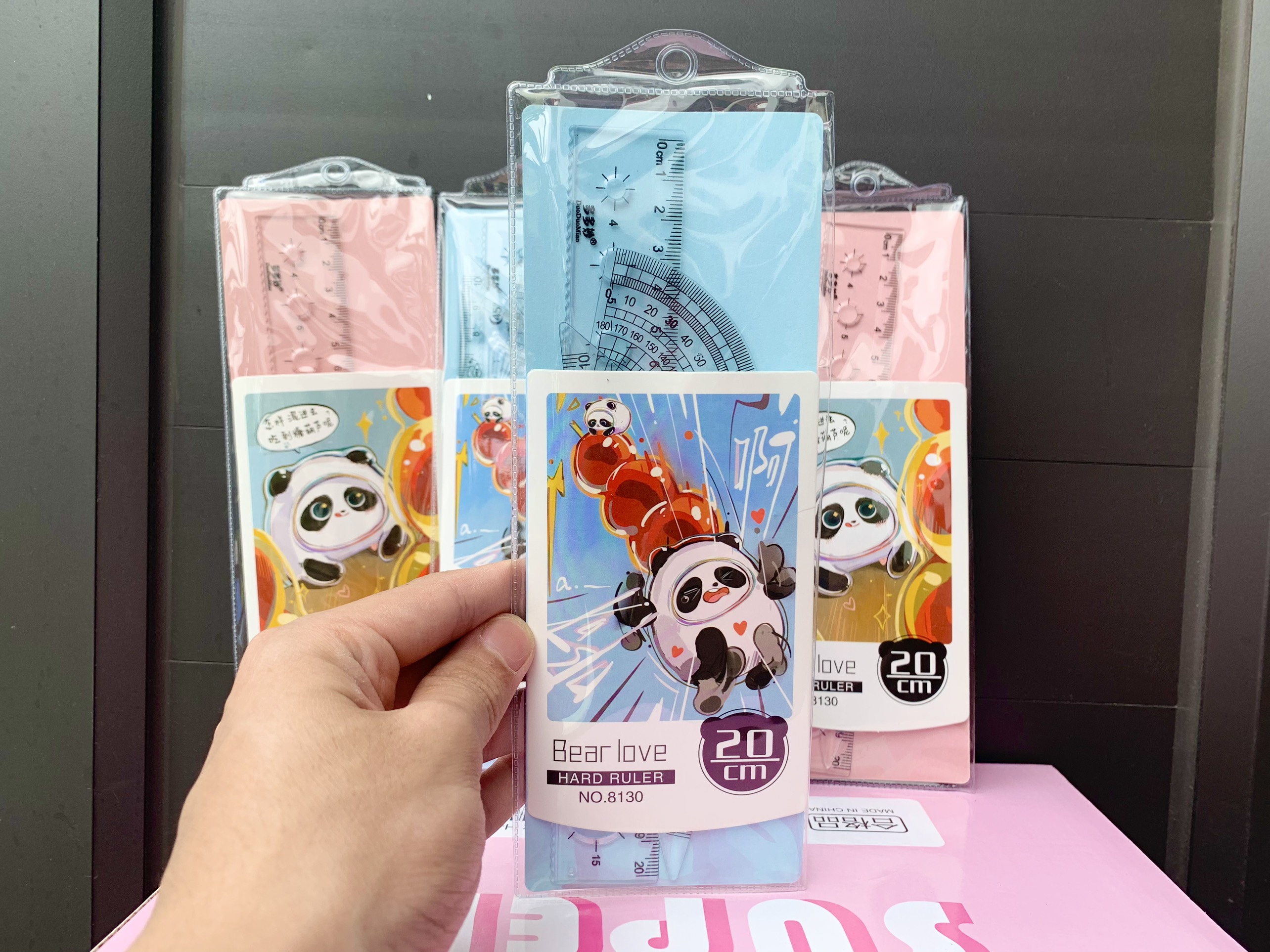 Bộ thước kẻ Eke, Đo độ 20cm, Bộ đồ dùng học tập 4 món
