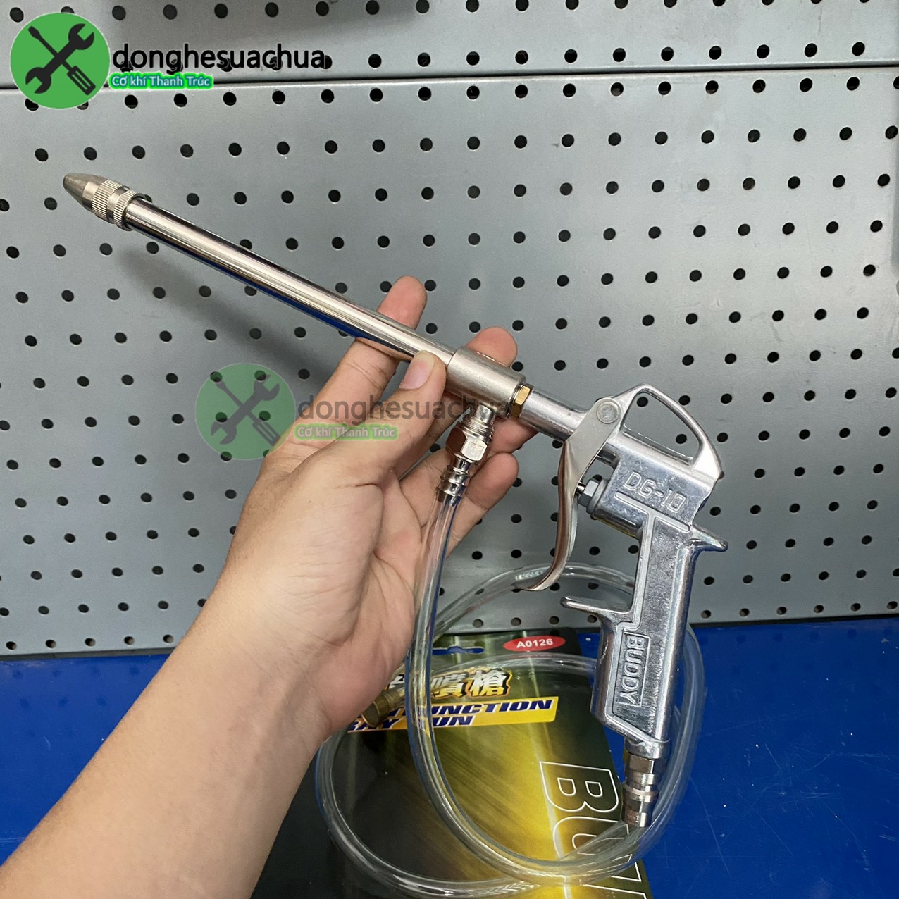 Dụng cụ xịt hơi và nước Buddy A0126