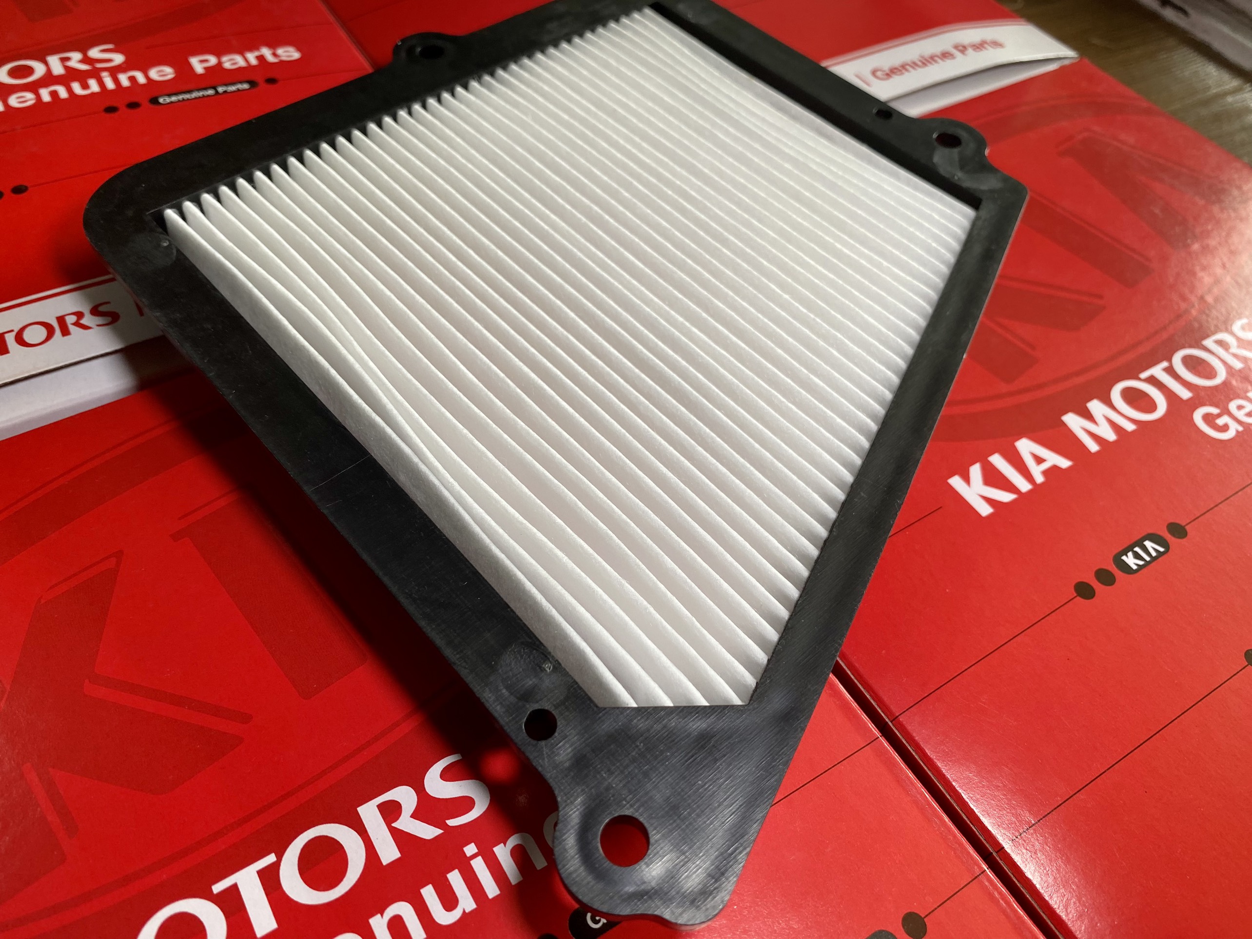 LỌC GIÓ ĐIỀU HÒA KIA K200/K250/ BONGO 3 KIA TẢI
