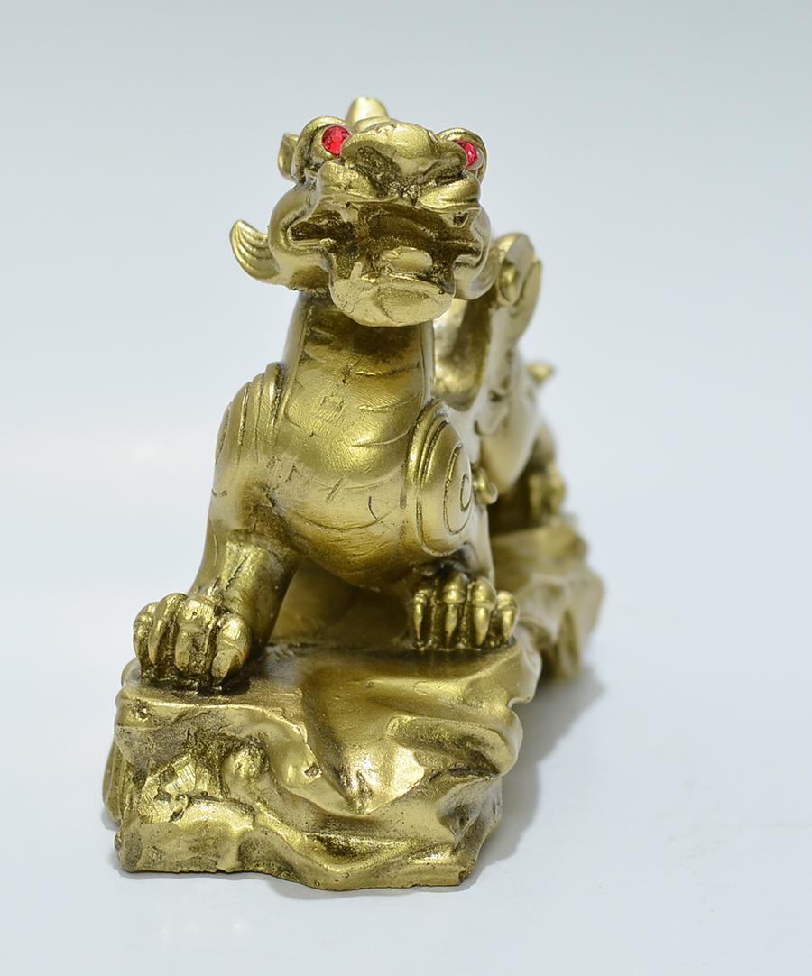 [HCM]Tỳ hưu đá có đế màu đồng