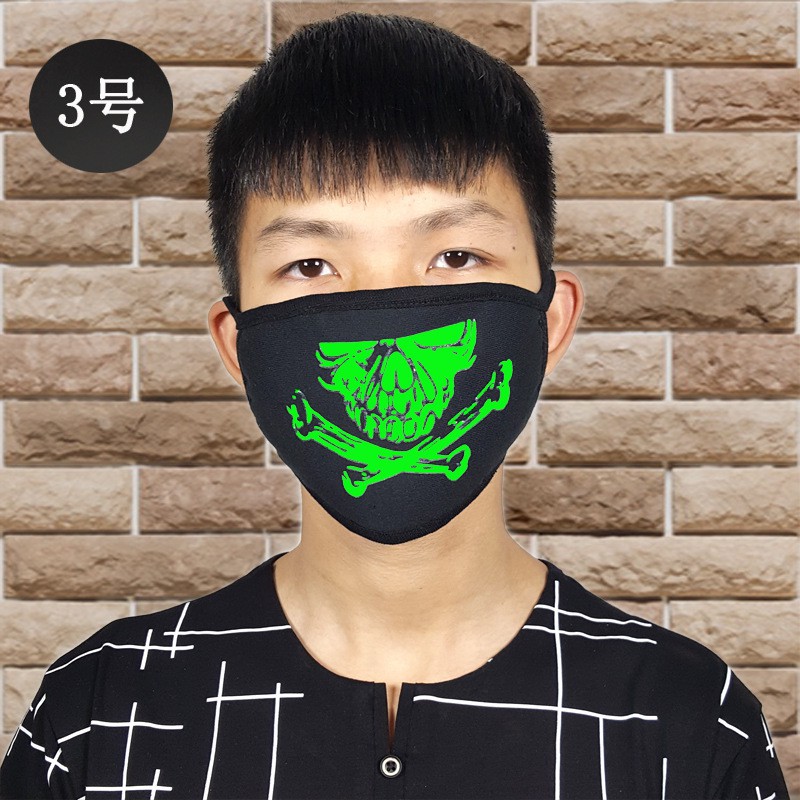 Khẩu trang dạ quang phát sáng vải cotton in hình đầu lâu cực ngầu