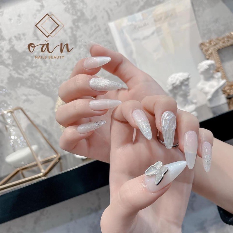 tượng Hy Lạp chụp ảnh phụ kiện nail