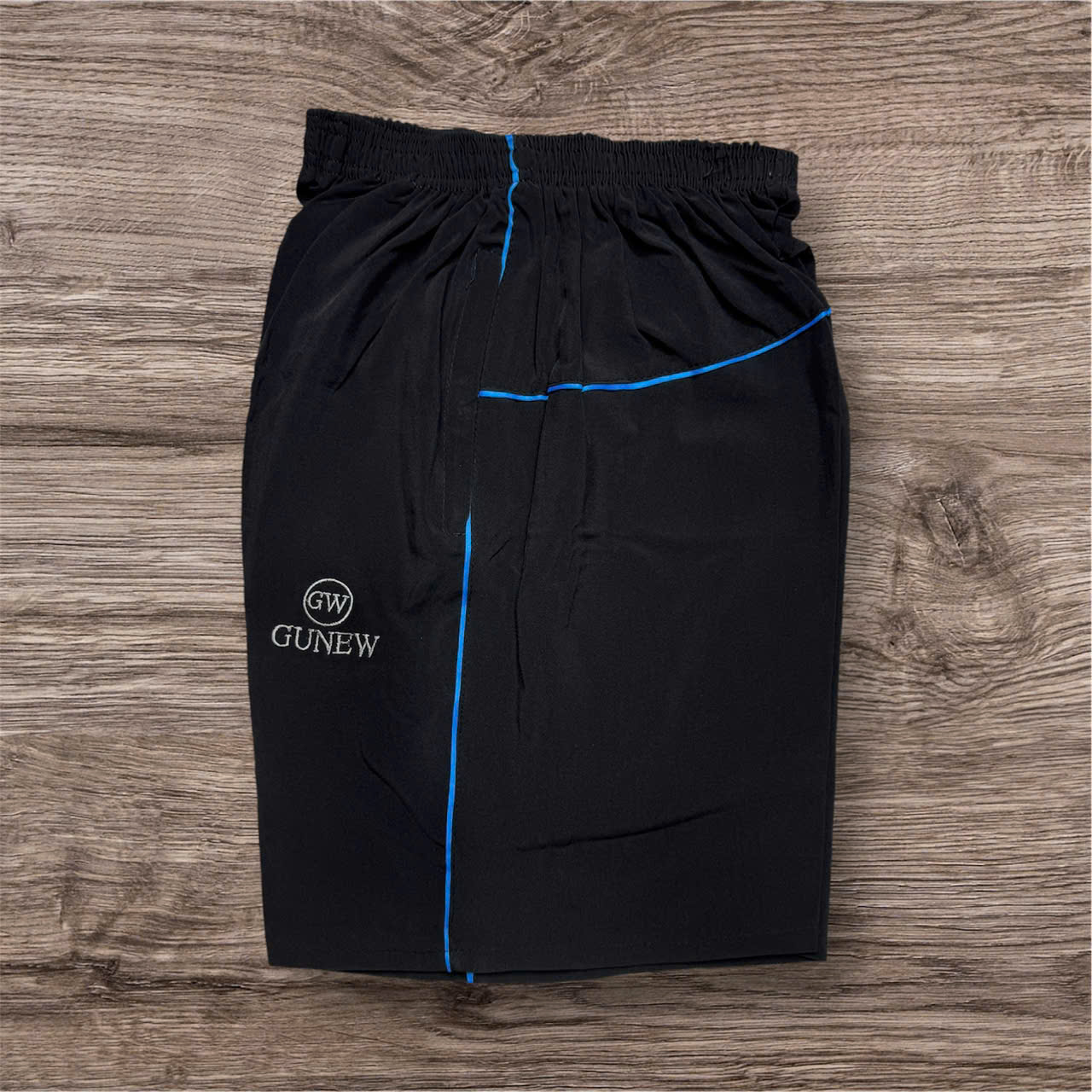 Combo quần đùi nam Gunew mẫu short vải dù gió siêu nhẹ, thoáng mát vận động thoải mái