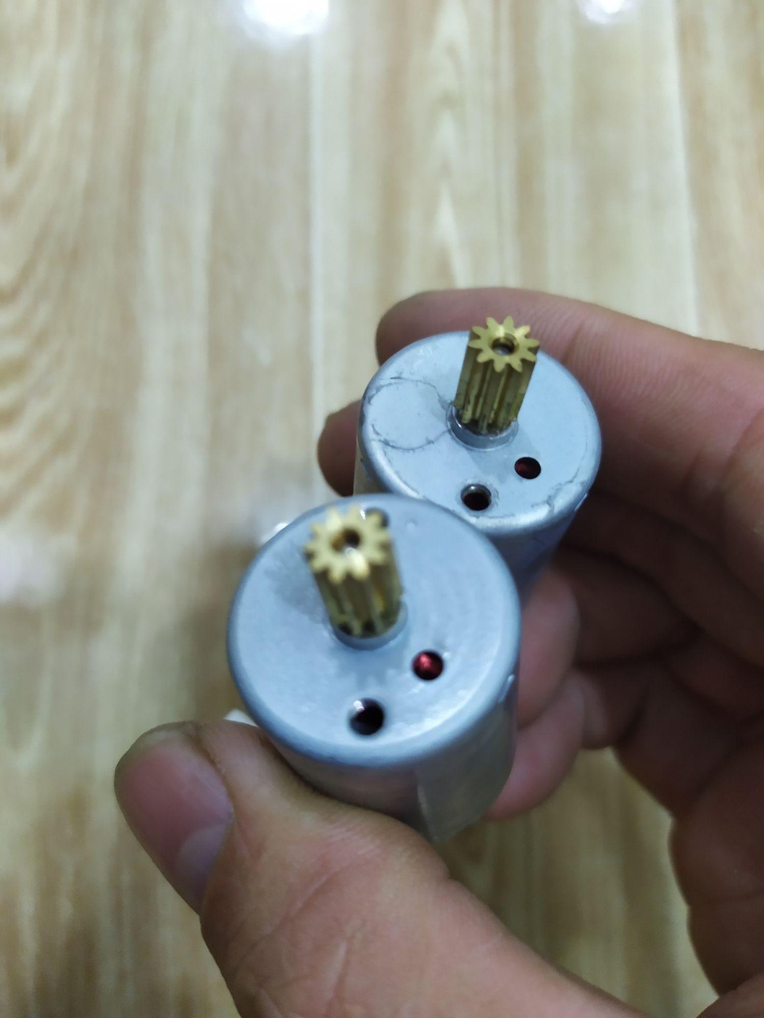 [HCM]DC Motor mini phi 25 x dài 30mm trục 2mm
