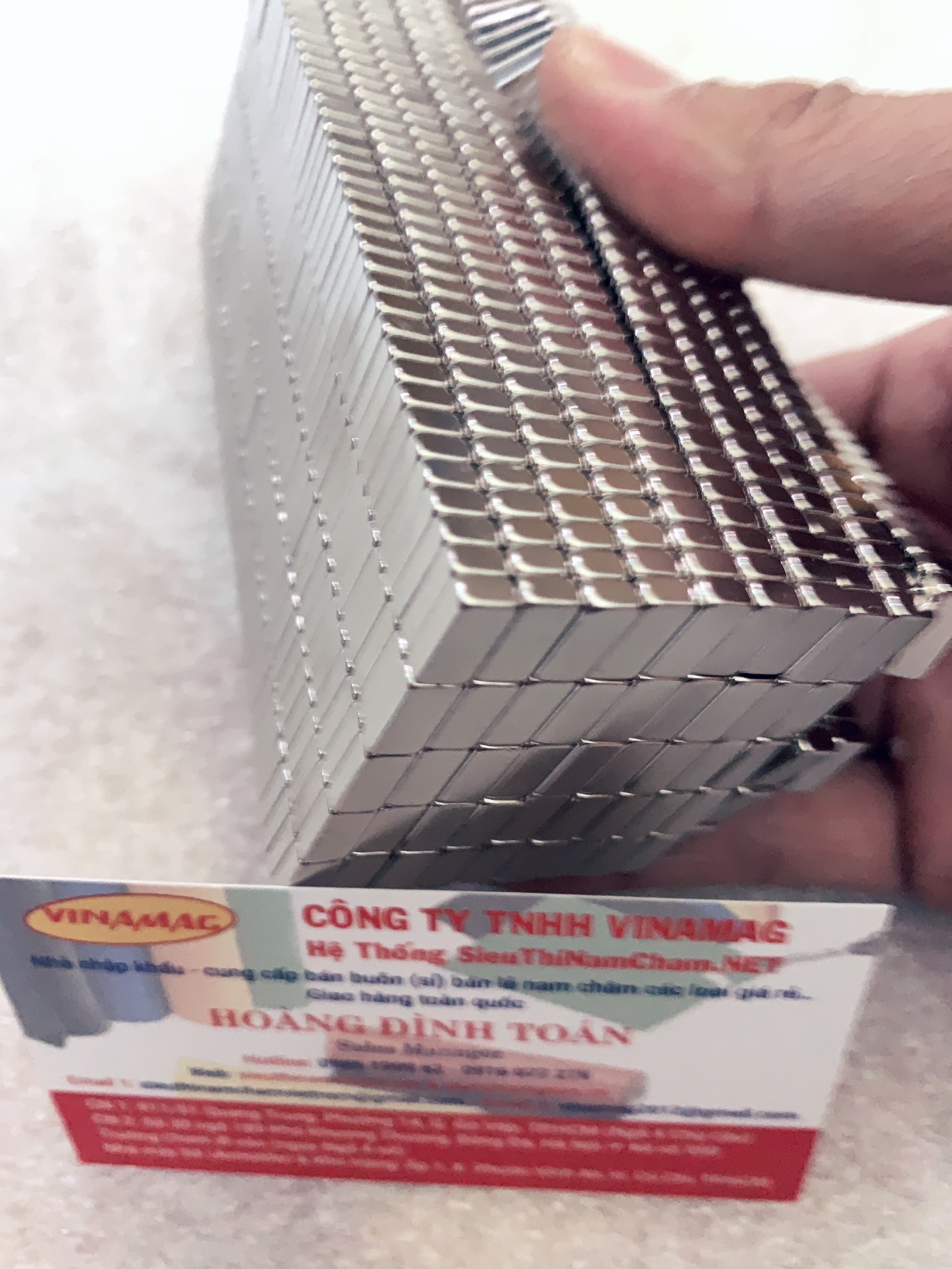 Nam châm trắng đất hiếm 10x5x3mm ( set 50 viên ).